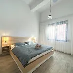 Gega - 2 Bedrooms 아파트 Durrës