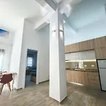 Gega - 2 Bedrooms 아파트 Durrës