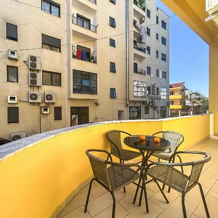 Gega - 2 Bedrooms 아파트 *