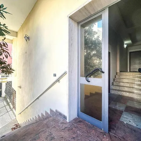Gega - 2 Bedrooms *