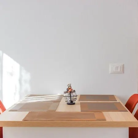 Gega - 2 Bedrooms Apartman Durrës