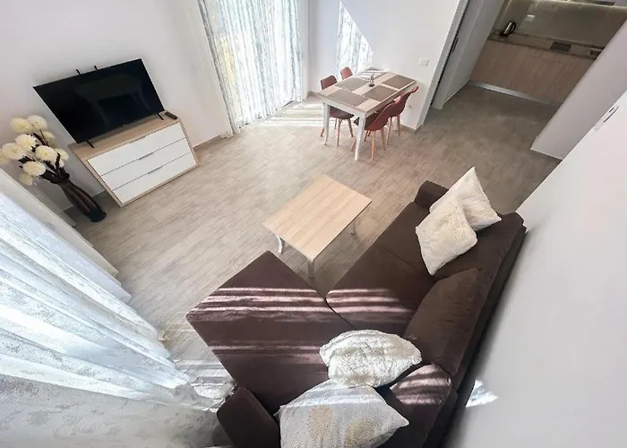 Gega - 2 Bedrooms 아파트 Durrës